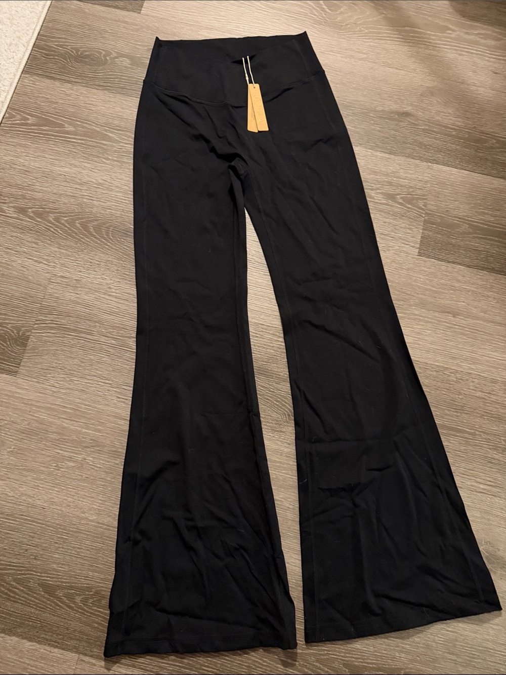 Auroula High-Waist Black Flare Yoga Pants